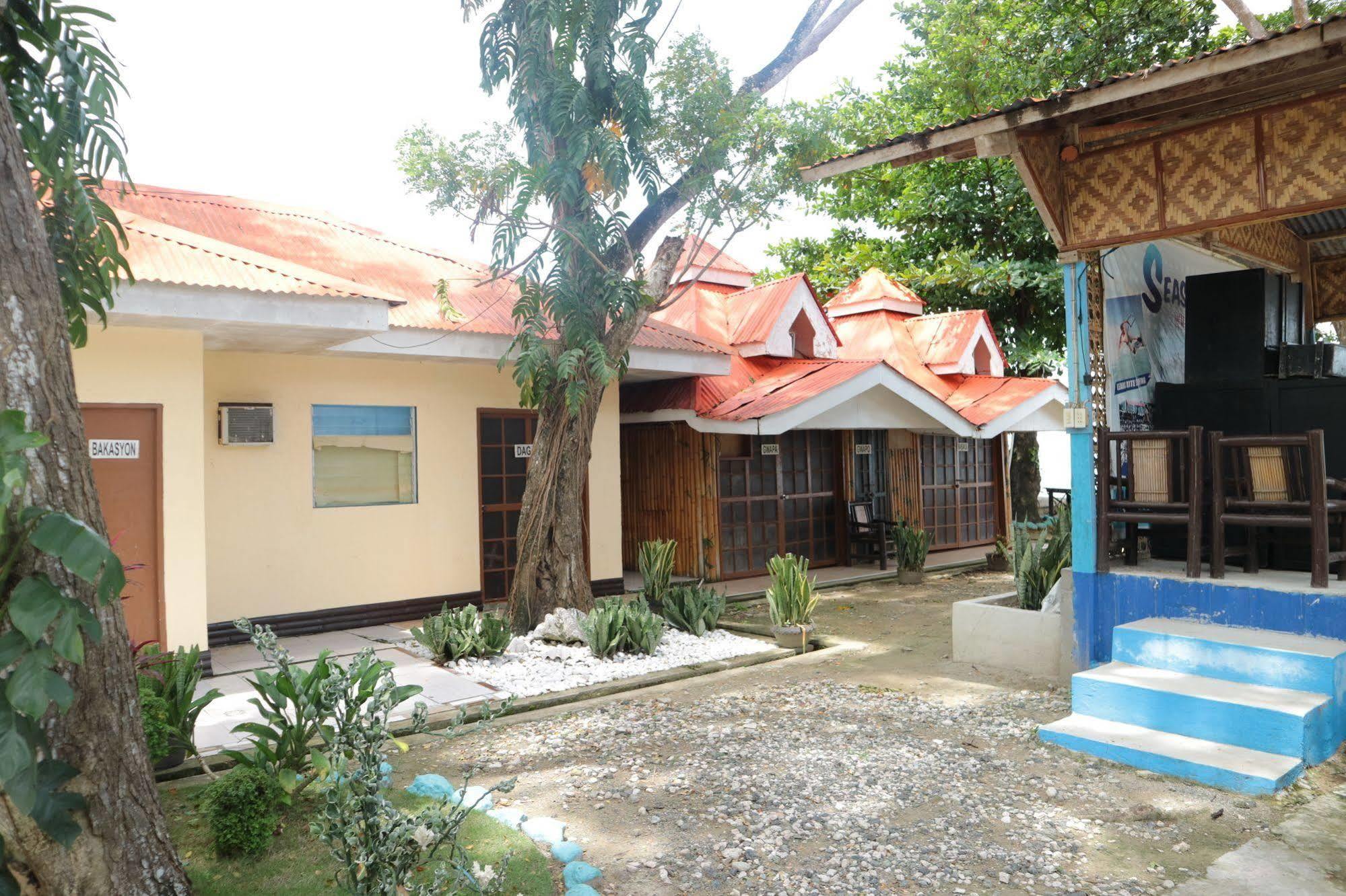 Seaside Beach Resort Bohol Екстер'єр фото